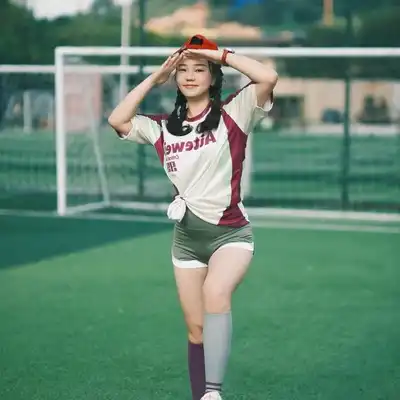 常巧诗